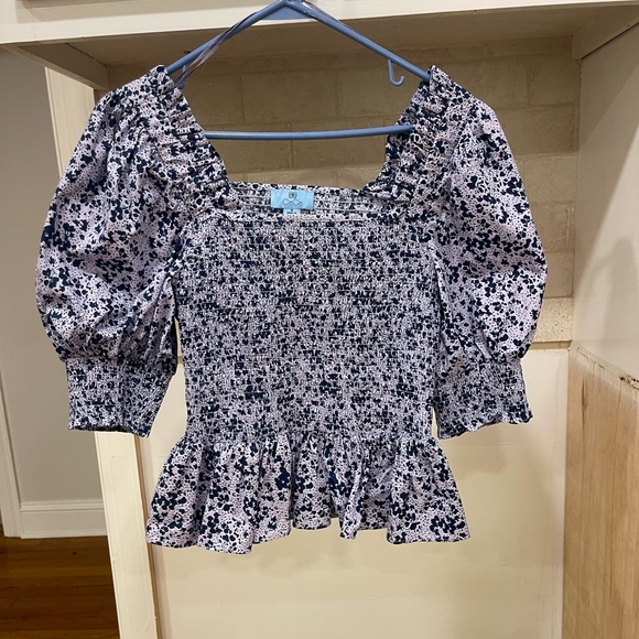 CeCe Blue Floral Puff Sleeve Smocked Peplum Top - Picture 9 of 10